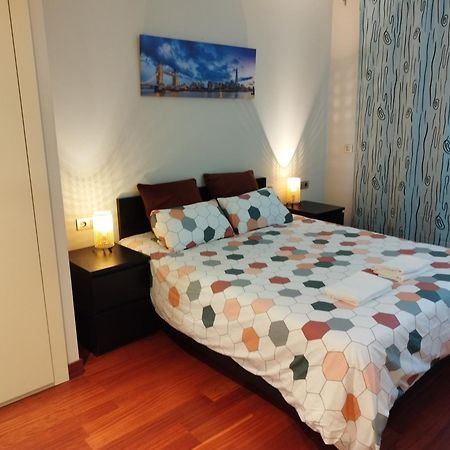 Amazing Sunset Views In The Mediterranean Apart/ Apartment Sant Adria de Besos Exterior photo