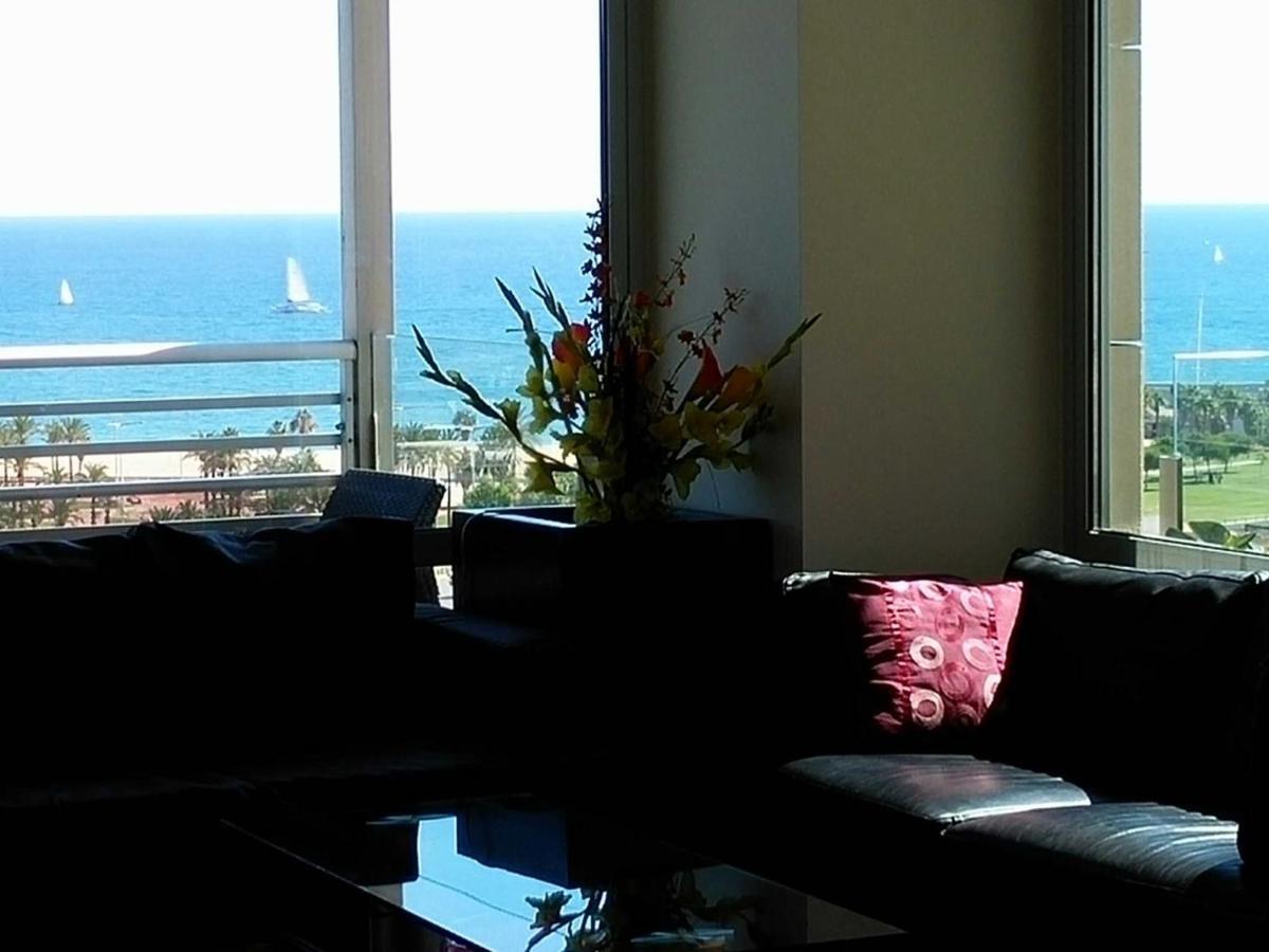 Amazing Sunset Views In The Mediterranean Apart/ Apartment Sant Adria de Besos Exterior photo